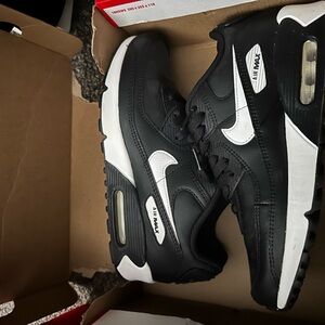 Nike Air Max Black and White Sneakers